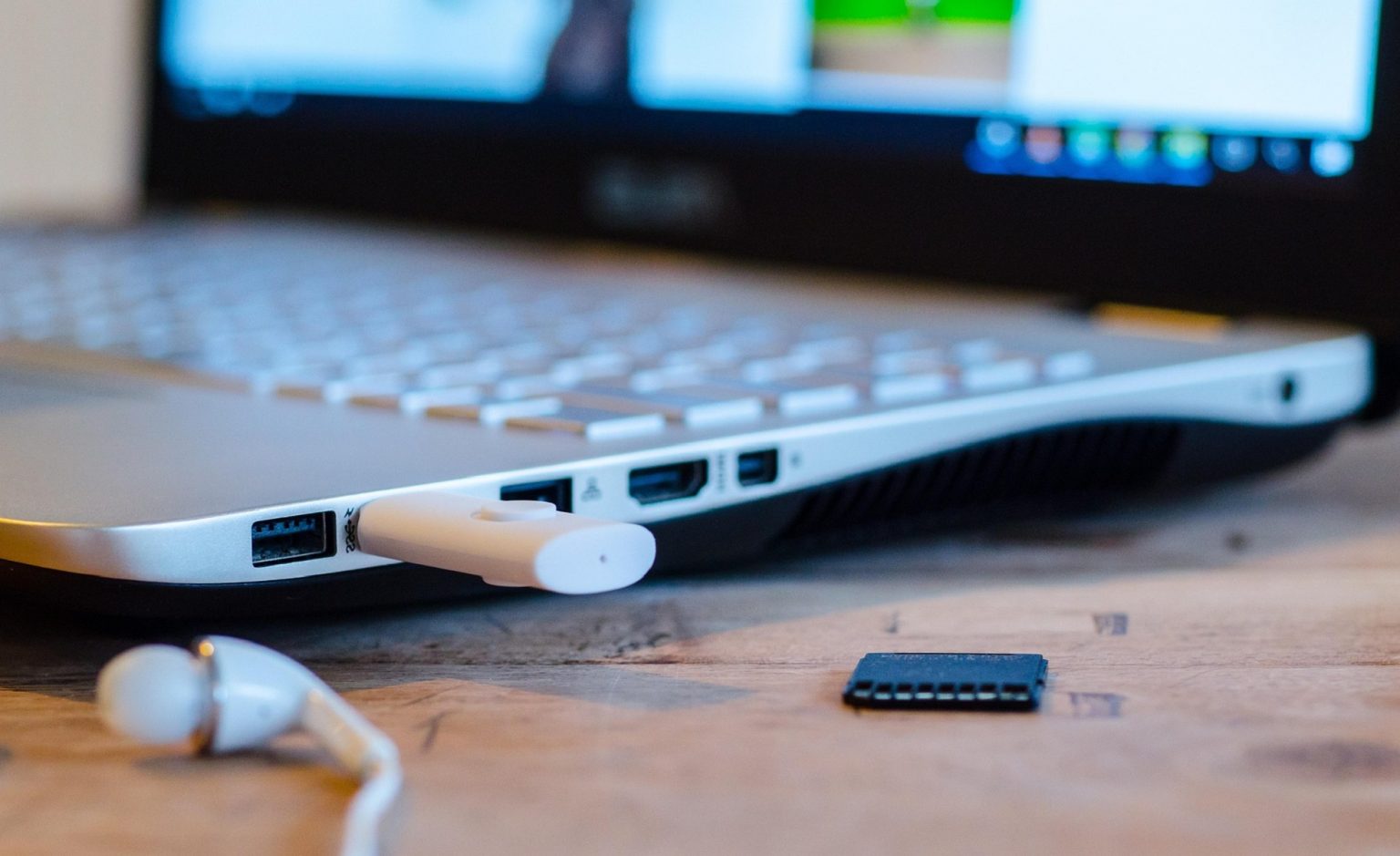 4 façons de récupérer des fichiers endommagés à partir d'une clé USB