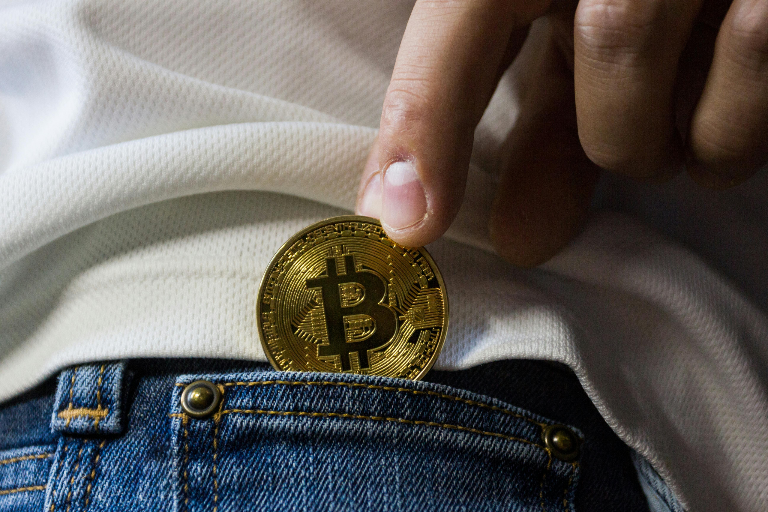 Cryptos & Gen Z : pourquoi la confiance se déplace des banques vers la blockchain