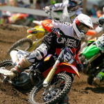 Pourquoi le motocross exige-t-il une combinaison unique de vitesse et de souplesse ? Pourquoi le motocross exige-t-il une combinaison unique de vitesse et de souplesse ?