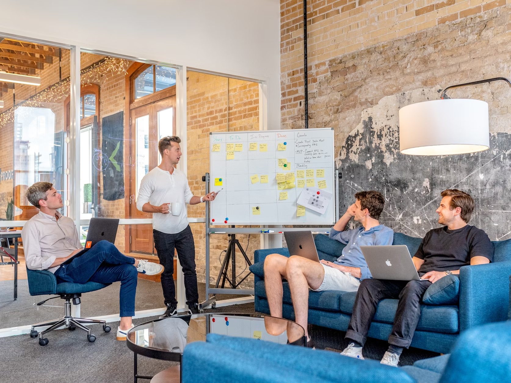 Conseils pour lancer une startup tech sans lever de fonds