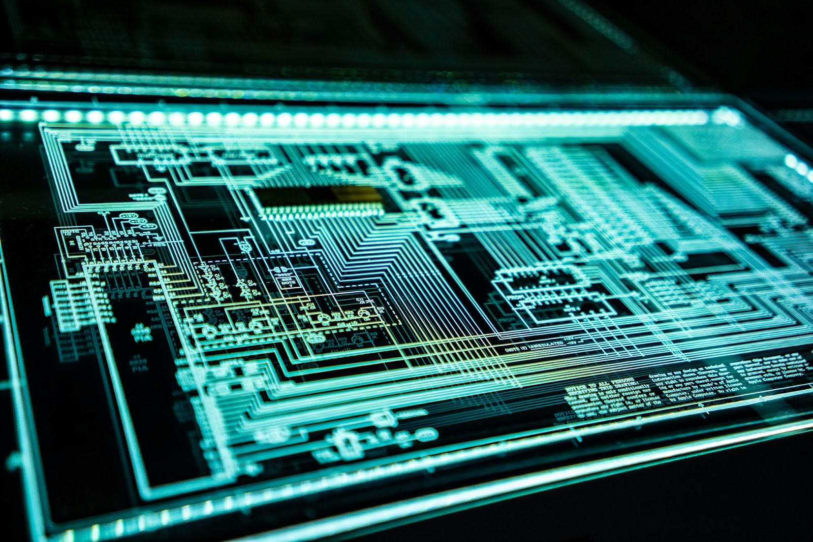 Comment les nouvelles technologies changent la façon dont les designers pensent, travaillent et jouent en 2025